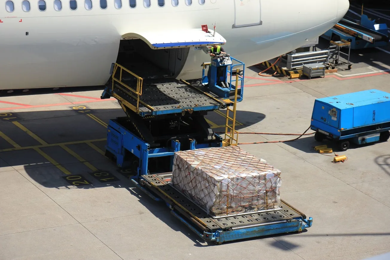 Read 'eComm Filling Air Cargo Holds'