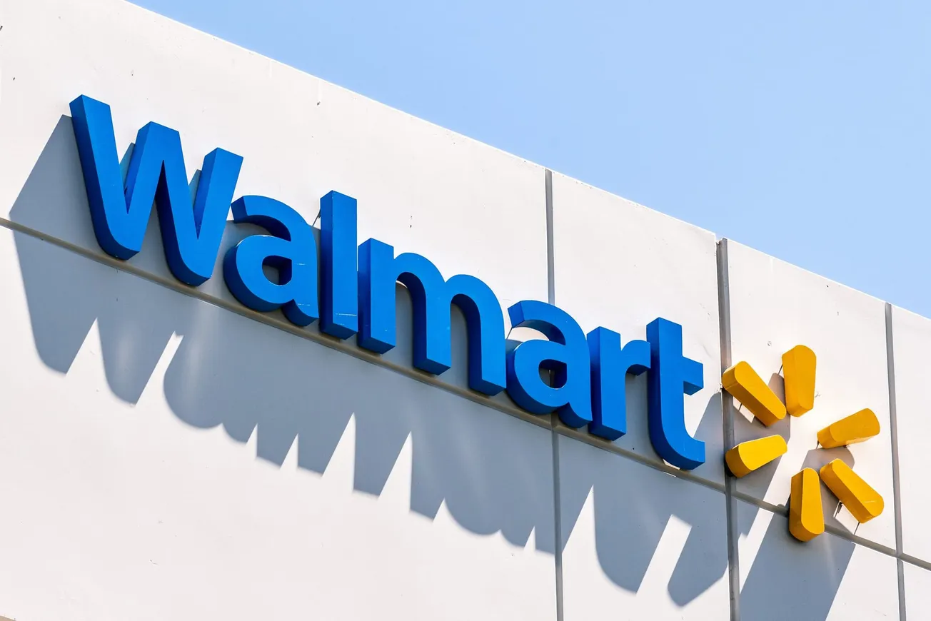 Read 'Walmart Commerce Technologies and Salesforce Revolutionize Retail'